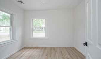 123 12th St, Absecon, NJ 08201