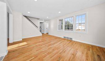 122 High St, Coventry, CT 06238