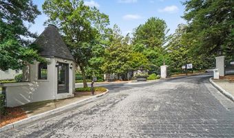4105 Pine Heights Dr NE, Atlanta, GA 30324