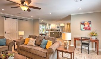 204 SW G St, Bentonville, AR 72712