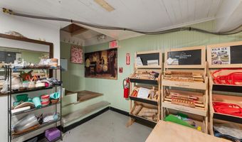 28 Central Sq, Bristol, NH 03222