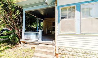 708 N 5th St, Atchison, KS 66002