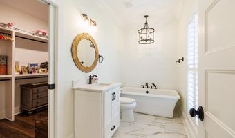 173 Circlestone Dr, Adel, GA 31620