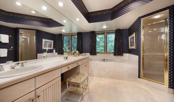 111 Scott Hill Rd 17, Beaver Creek, CO 81620