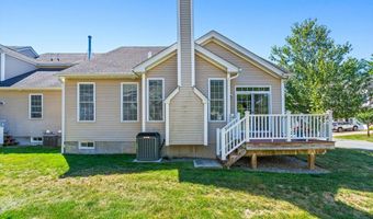 11 Pondside Ln 11, Bolton, MA 01740