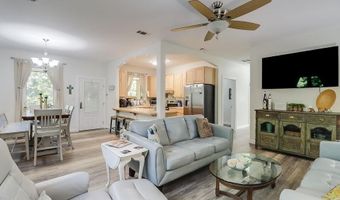 13 Chantilly Ter, Bay St. Louis, MS 39520