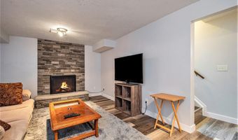 6505 Thornapple River Dr SE, Alto, MI 49302