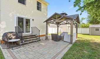 205 County Rd, Aberdeen, NJ 07721