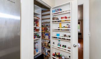 619 Oak St, Santa Rosa, CA 95404