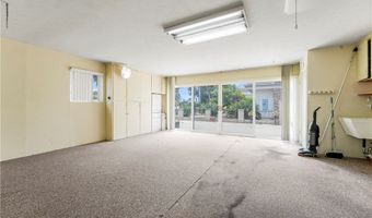 1300 Oak Ave, Carlsbad, CA 92008