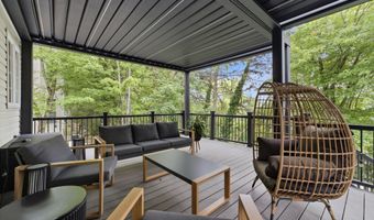 705 N ASHTON St, Alexandria, VA 22312