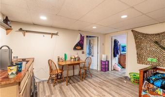 18 Allison Ct, East Providence, RI 02915