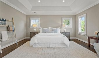 5401 GLENWOOD Rd, Bethesda, MD 20817