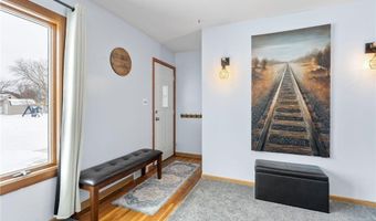 1607 7th St SE, Austin, MN 55912