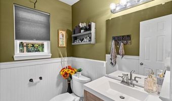 2770 Tacoma Dr, Blakeslee, PA 18610