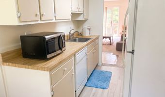 97-99 Park Ave 72, Danbury, CT 06810