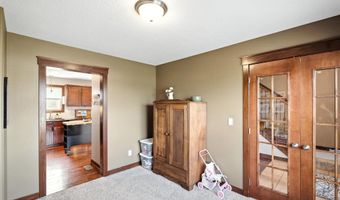 2723 4th Ave SE, Altoona, IA 50009