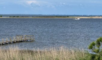 146 Bay Ave, Apalachicola, FL 32320
