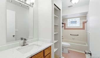 17108 Oconnor Ave, Allen Park, MI 48101
