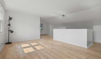 5 Hammock Pkwy, Clinton, CT 06413
