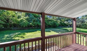 321 Fairview Ct, Ballwin, MO 63021