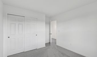 4050 Dutton Dr, Bargersville, IN 46106