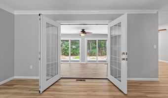 11 Spring Hill Rd, Bedford, NH 03110