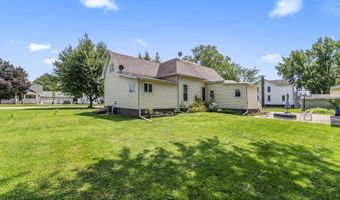 605 N COLLEGE Ave, Aledo, IL 61231