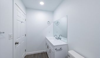 501 NORTH Ave, Bandon, OR 97411