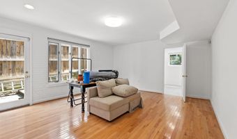 4929 JAMESTOWN Rd, Bethesda, MD 20816
