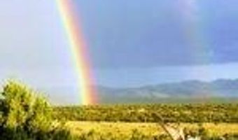 572 Windmill Rd, Carrizozo, NM 88301