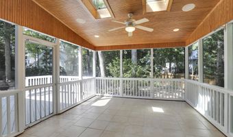1012 New Dover Rd, Apex, NC 27502