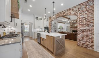 20373 Edgewood Rd, Athens, AL 35614