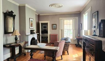 151 Kenduskeag Ave, Bangor, ME 04401