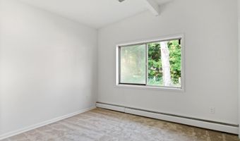 45 E LAKE Dr, Annapolis, MD 21403