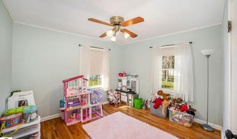 1016 Argyle Ct, Alma, MI 48801