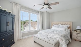601 Hunting Hill Dr, Cumberland, RI 02864