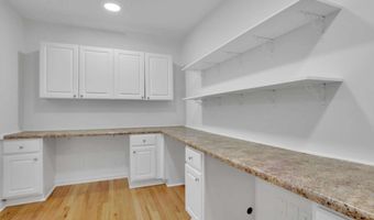 5166 Hill Rd NW, Acworth, GA 30101