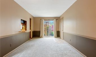 1925 Quayle Dr, Akron, OH 44312