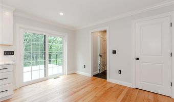 300 Tower Hill Rd, Cumberland, RI 02864