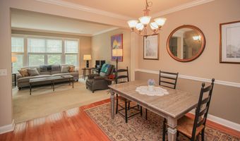 6 Lawrence Ave 6, Danbury, CT 06810