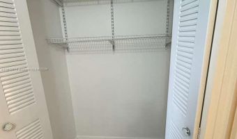 3300 NE 191st St 1702, Aventura, FL 33180