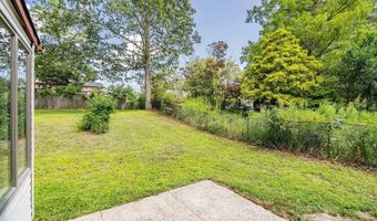 13 Grouse Dr, Bayville, NJ 08721