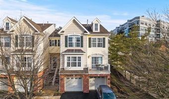 4 BOATWORKS Dr, Bayonne, NJ 07002