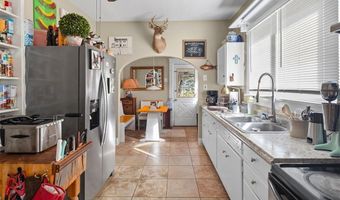 607 Milton Rd, Alton, IL 62002