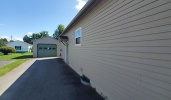 9 Wood St, Bangor, ME 04401
