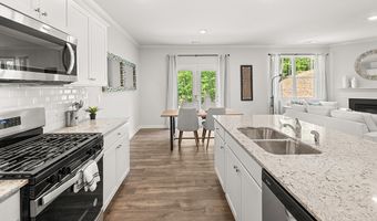 148 LANDSDOWNE Way, Cartersville, GA 30120