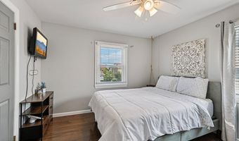 76 Ronald Ave S, Bayville, NJ 08721
