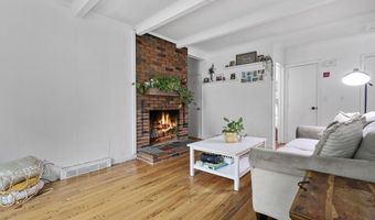 17 Pine St, Bellingham, MA 02019