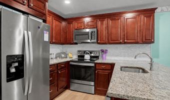 11 Deer Run 11, Bethel, CT 06801
